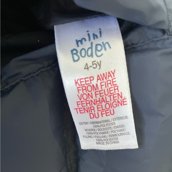 Mini Boden Boys Reversible Blue Navy Animal Print Puffer Vest Sz 4-5y - Picture 8 of 13